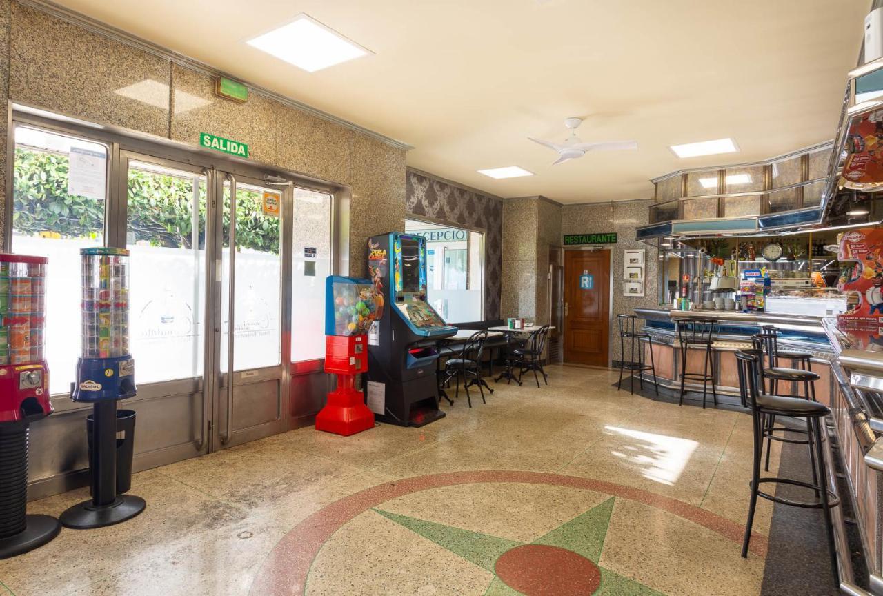 Hotel Canaima Bruma 1,5 K Camino O Meson Do Vento Exterior photo